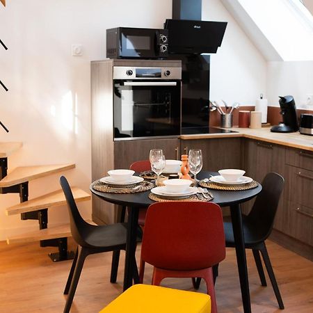 Appartements Plein Centre, A 5 Minutes Du Chateau Onzain Extérieur photo