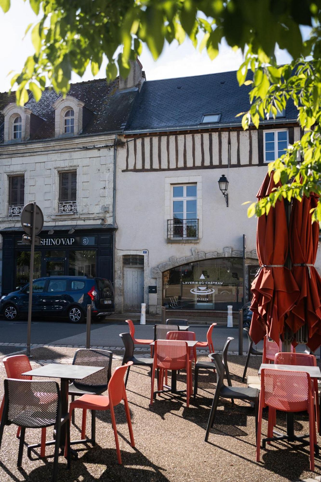 Appartements Plein Centre, A 5 Minutes Du Chateau Onzain Extérieur photo